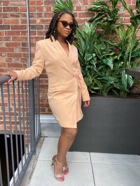 Unique 21 tux blazer dress with buttons